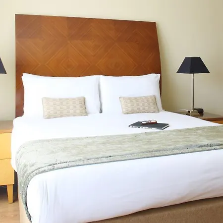 Premier Suites Dublin 4* Dublín