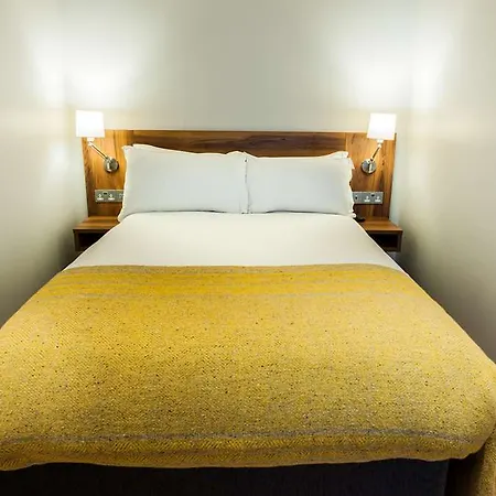 Premier Suites Dublin 4*