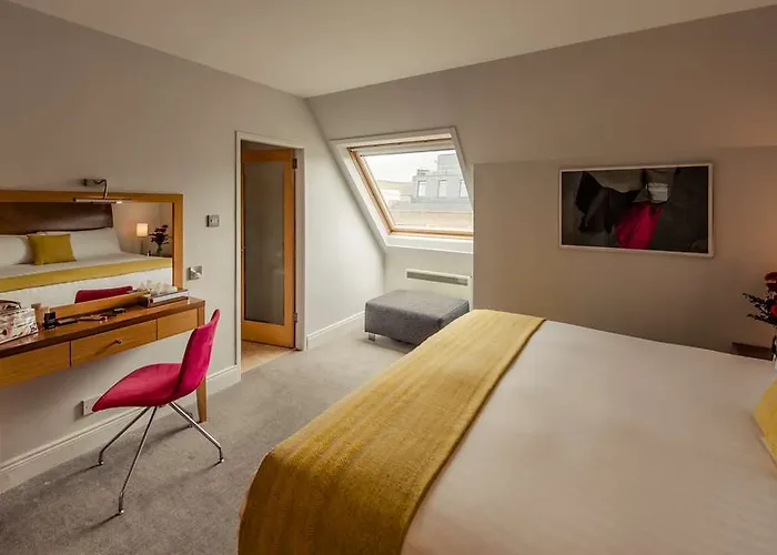 Premier Leeson St 3* 더블린